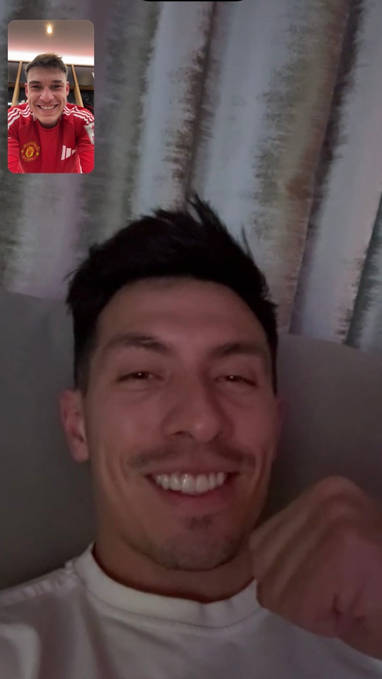  勝利獻給你！烏加特賽后視頻連線重傷的利桑德羅，一起慶祝晉級