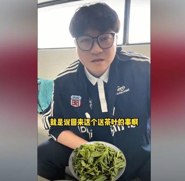  趙鵬：不太清楚賈秀全要球員買茶葉的段子，但這在現(xiàn)實中也正常