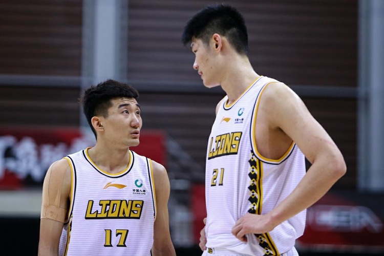  本賽季主場金身告破！張寧上籃絕殺 廣廈12連勝&主場19連勝遭終結(jié)