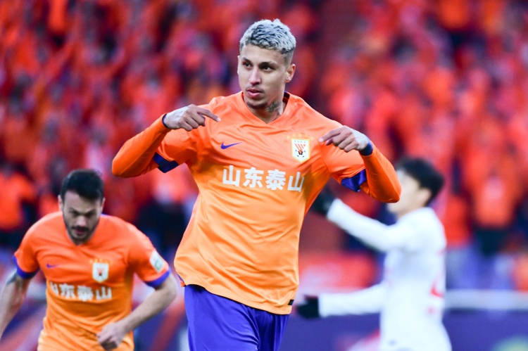  克雷桑：今天我們有理由慶祝，五外援對(duì)提升勝率會(huì)有非常大的幫助