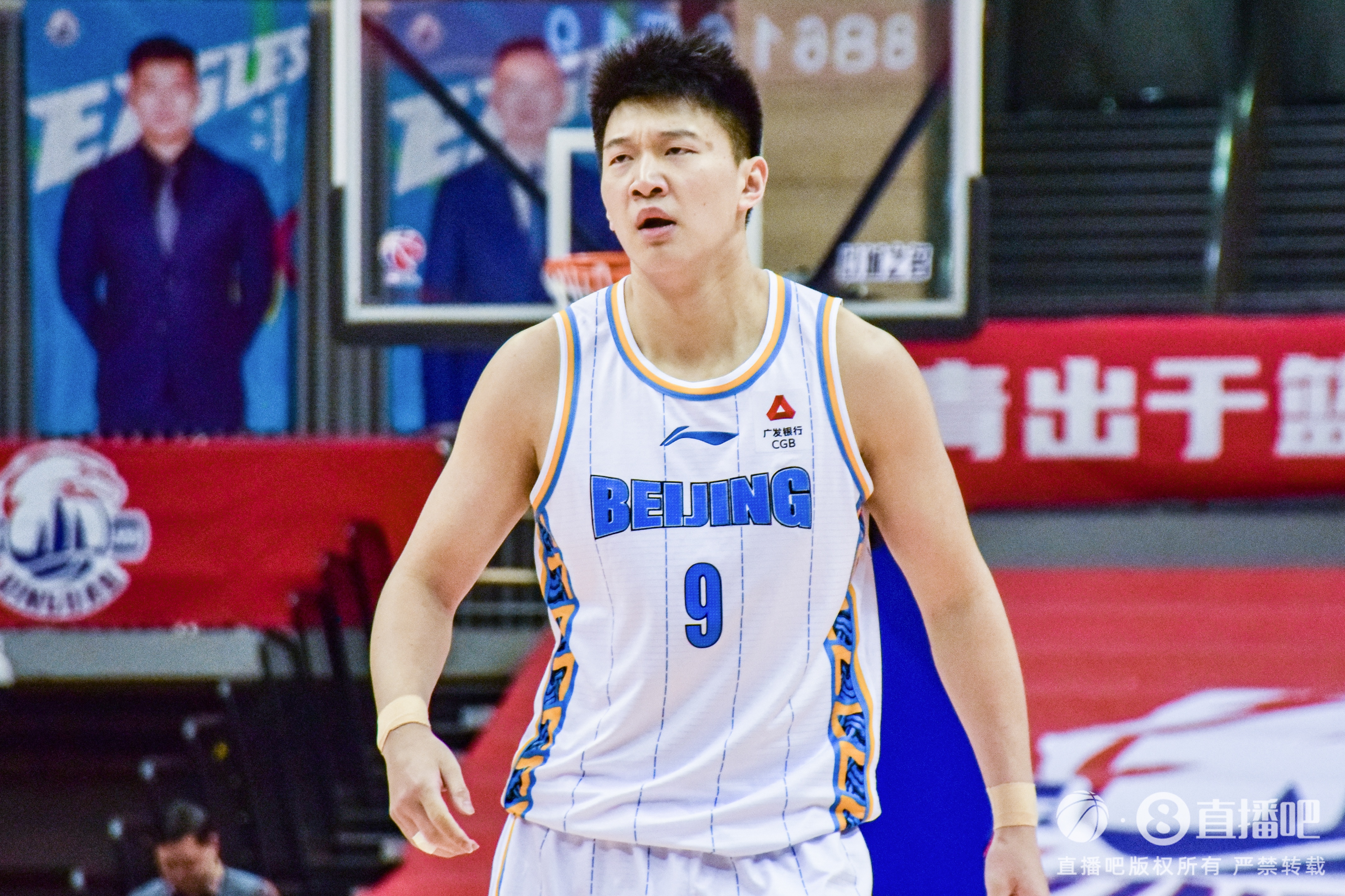  打得可以！雷蒙8中3拿10分2板1助1斷&次節(jié)單節(jié)8分 正負值+19