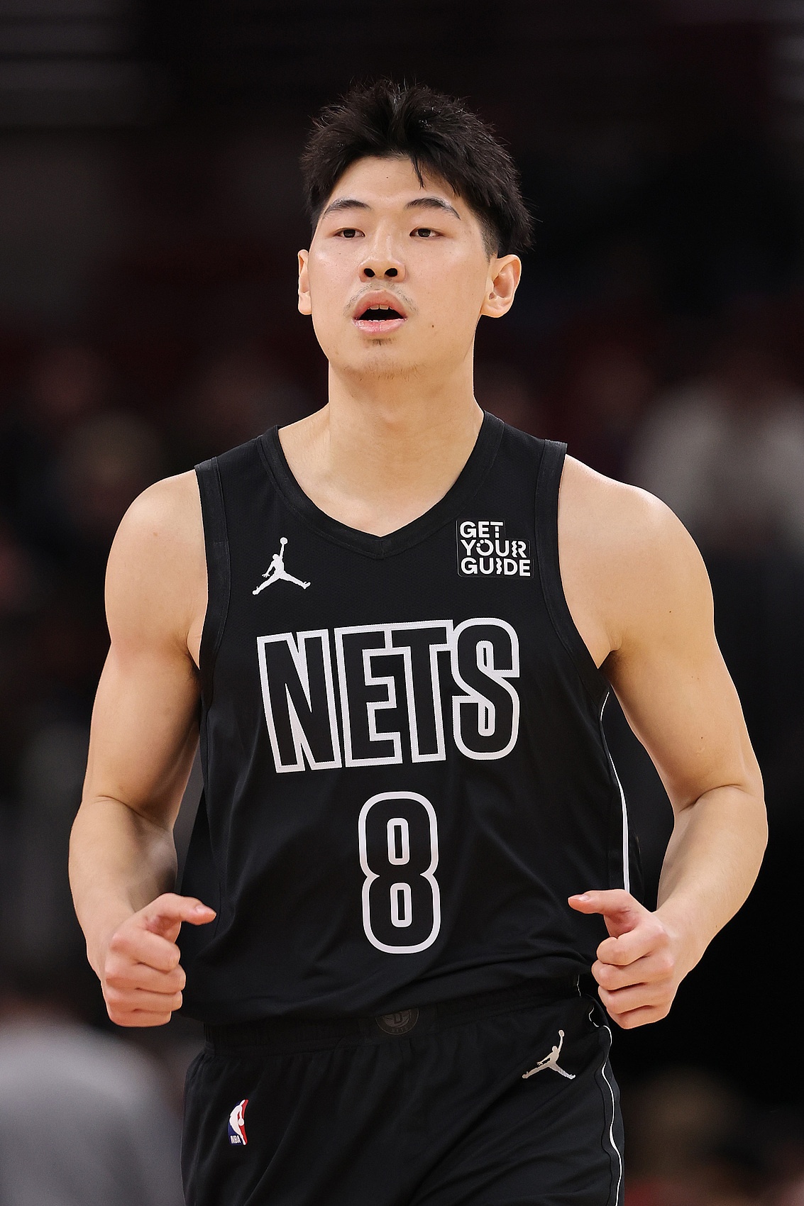  崔永熙：穿屬于自己的NBA球衣很不真實(shí) 有時(shí)還會(huì)懷疑是不是自己的