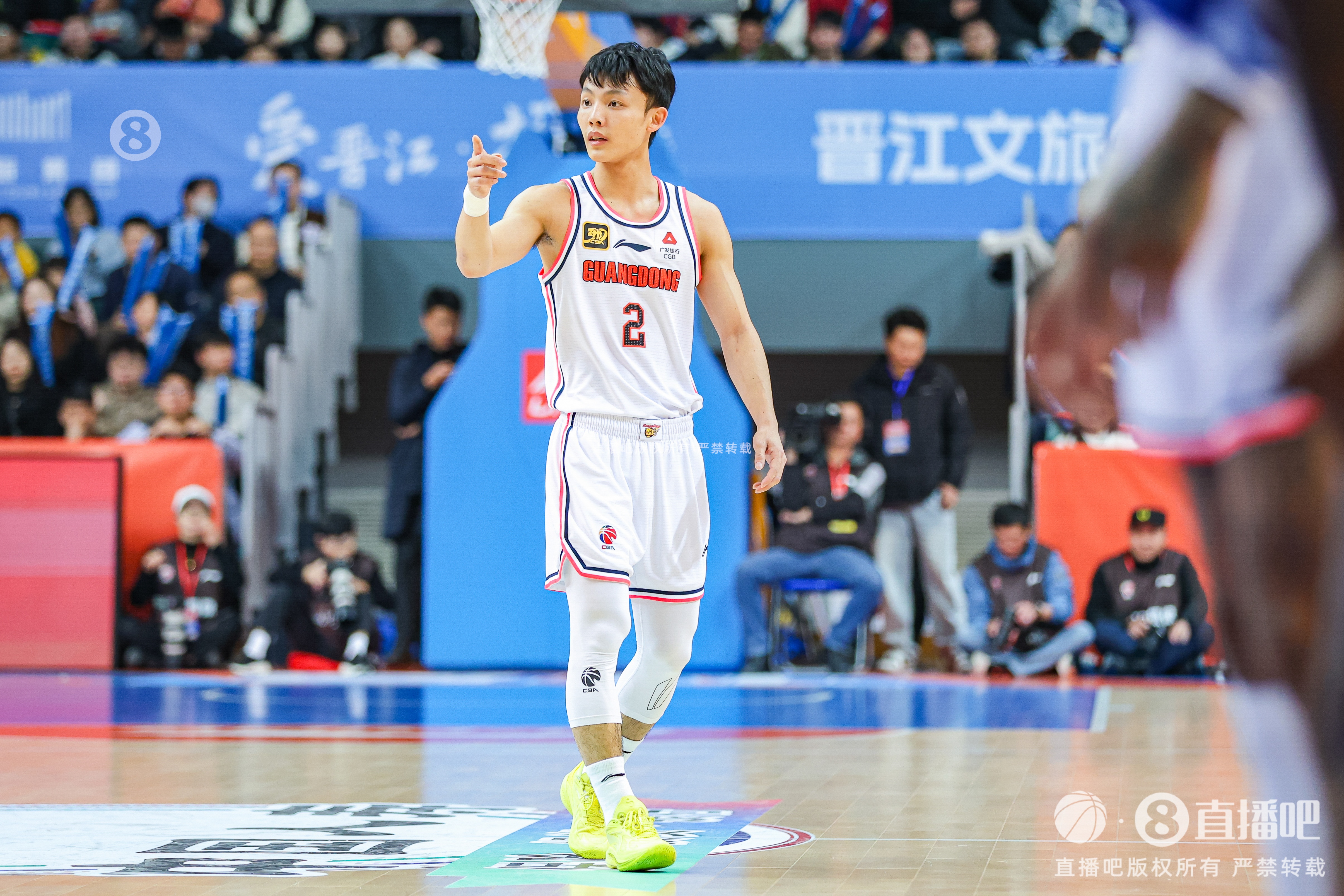  徐杰：身高不是打籃球的唯一標準 努力、勤奮、自律也是天賦