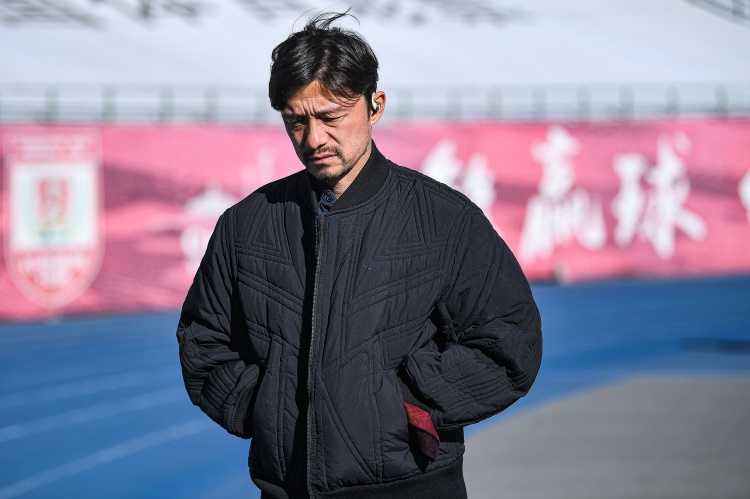  兩隊(duì)均三連敗開局！足球報(bào)談亞泰vs三鎮(zhèn)：亞泰力爭(zhēng)打好第一個(gè)主場(chǎng)